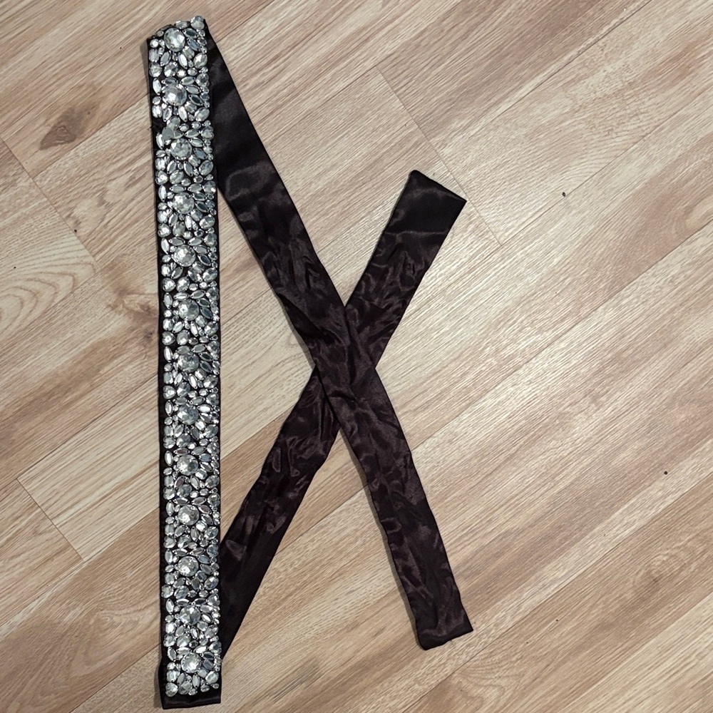 Elegant Black and Silver Embellished Women's Belt